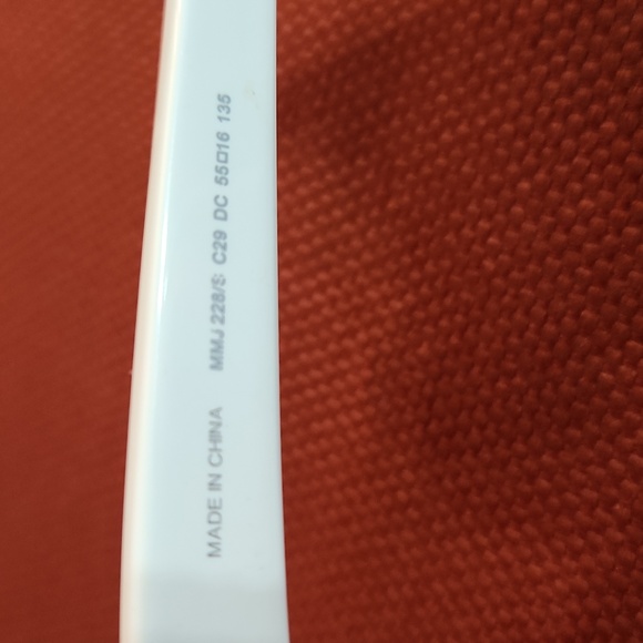 Marc by Marc Jacobs White Sunglasses - Picture 5 of 9